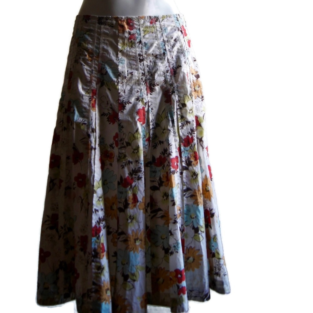 CAbi Women cream Floral Peasant Skirt Cotton - Picture 1 of 6